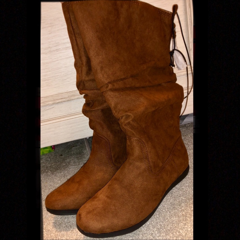 Never worn Arizona mid calf boots (brand new).